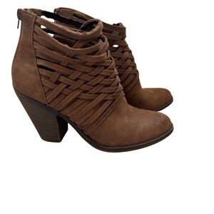 FERGALICIOUS by Fergie | Weaver Ankle Boots- Size 8‎